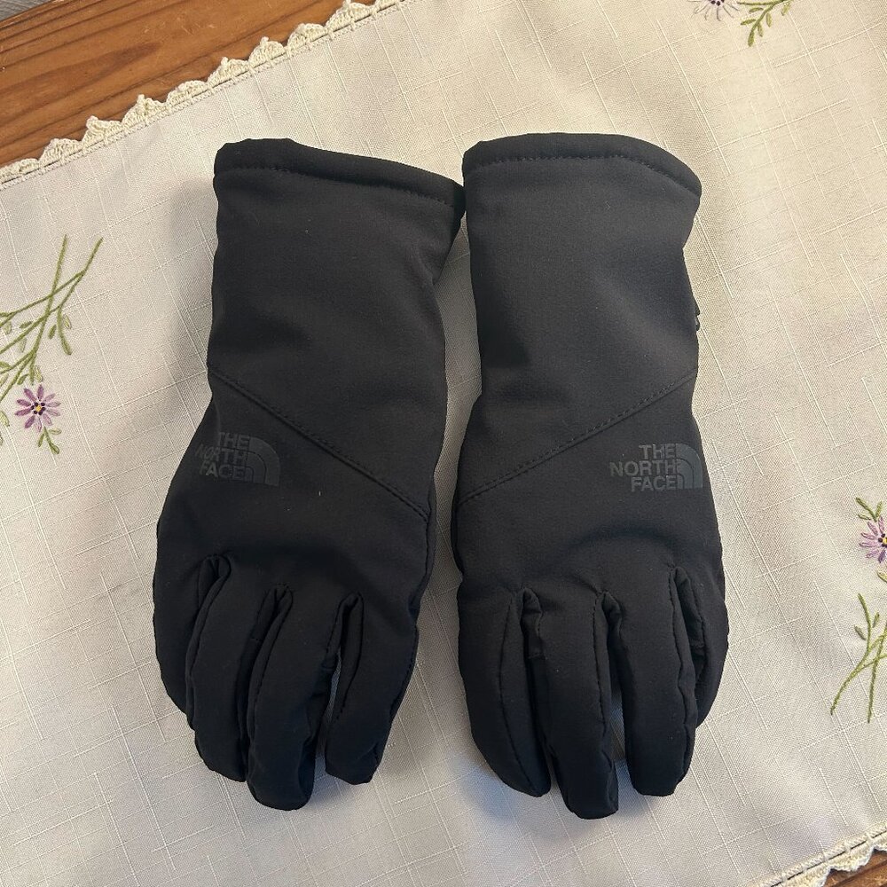 The Northface Women's Gloves Size M (EUC)